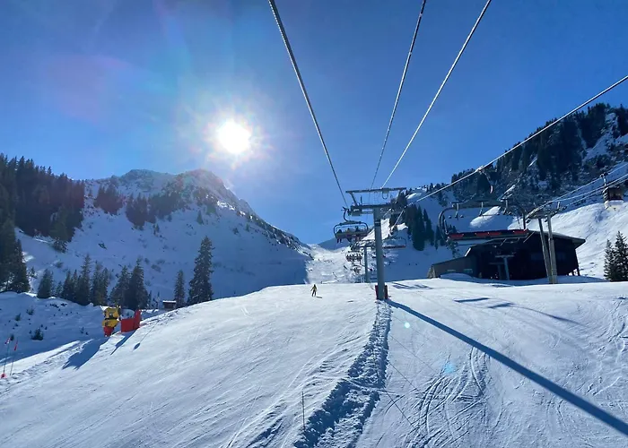 Le Refuge Au Pied D\'Hauto
